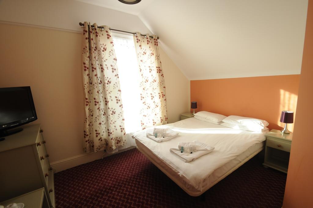 Royal Oak Hotel هاوكورست المظهر الخارجي الصورة