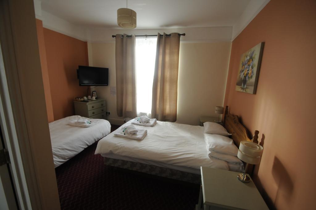 Royal Oak Hotel هاوكورست المظهر الخارجي الصورة