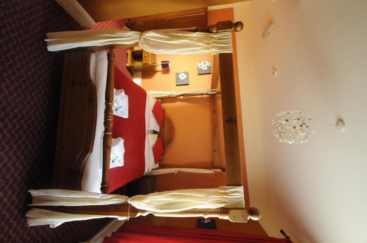 Royal Oak Hotel هاوكورست المظهر الخارجي الصورة